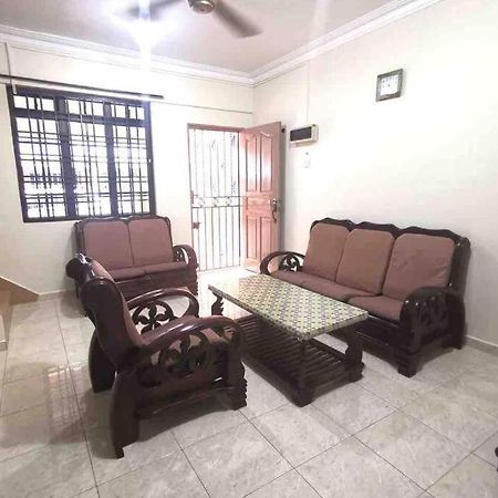 Mersing Fun Beach Home Services Dış mekan fotoğraf